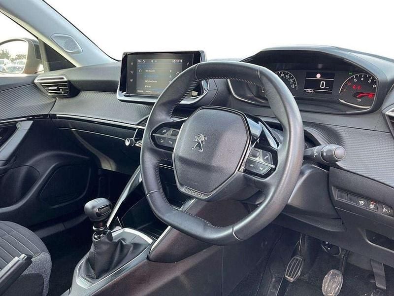 Second-hand Peugeot 2008 Active+ 99 CP (72 kW) 2022 Portocaliu SUV