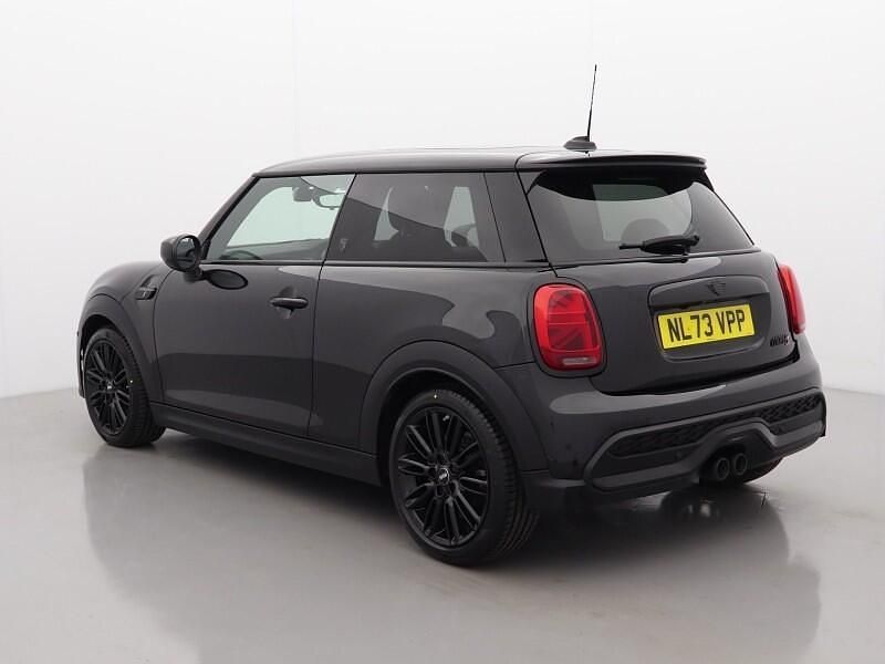 Used Mini Cooper S Exclusive 176 HP (129 kW) 2023 Black Hatchback