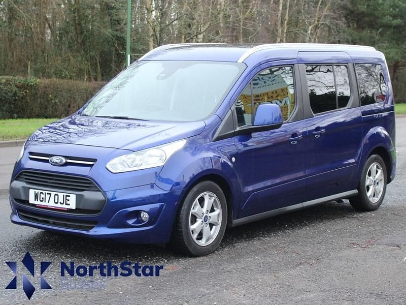 Used Ford Tourneo Connect Titanium 2017 Blue MPV