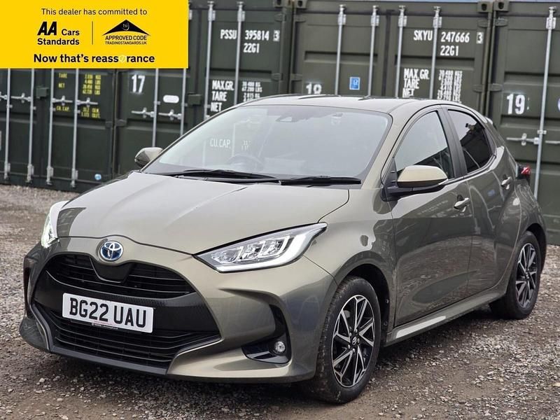 Used Toyota Yaris Hybrid Design 2022 Bronze Hatchback