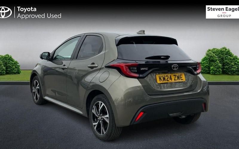 Second-hand Toyota Yaris Hybrid Design 116 CP (85 kW) 2026 Hatchback