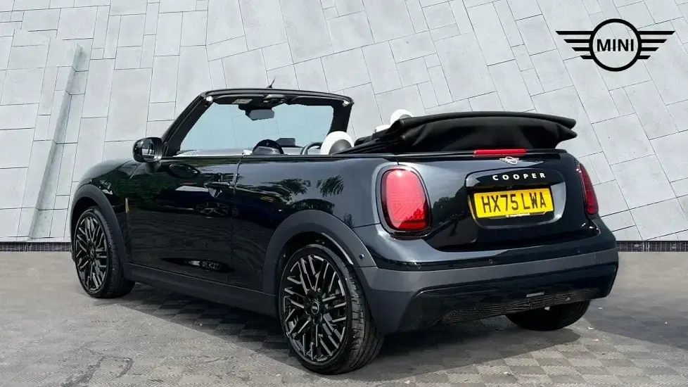 Used Mini Cooper Cabriolet Exclusive 161 HP (118 kW) 2025 Black Cabriolet