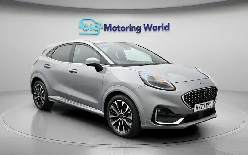 Käytetty Ford Puma ST-Line 155 HP (114 kW) 2023 Hopea Katumaasturi