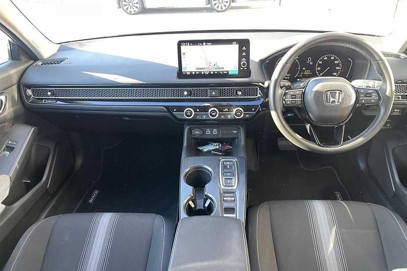 Used Honda Civic Elegance 143 HP (105 kW) 2024 Grey