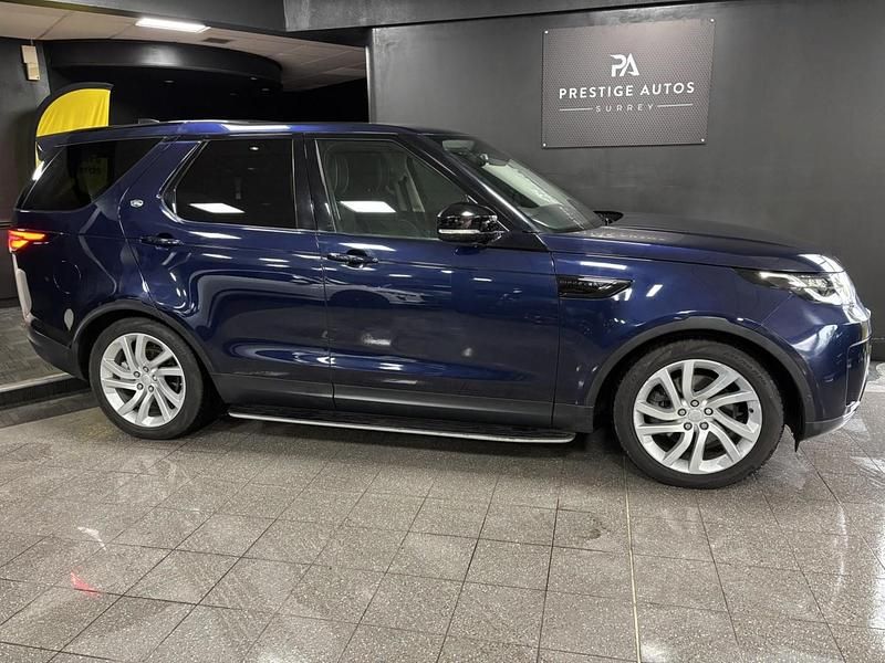 Used Land Rover Discovery 5 HSE 300 HP (220 kW) 2019 Blue SUV