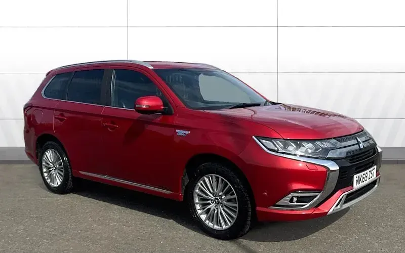 Used Mitsubishi Outlander P-HEV 177 HP (130 kW) 2019 SUV