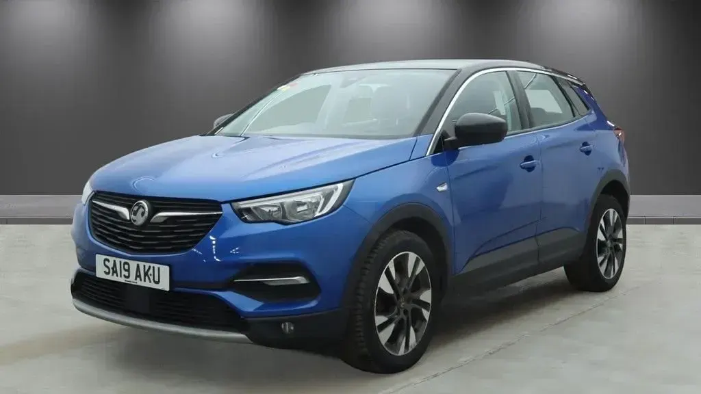 Used Vauxhall Grandland X Sport 130 HP (95 kW) 2019 Blue SUV