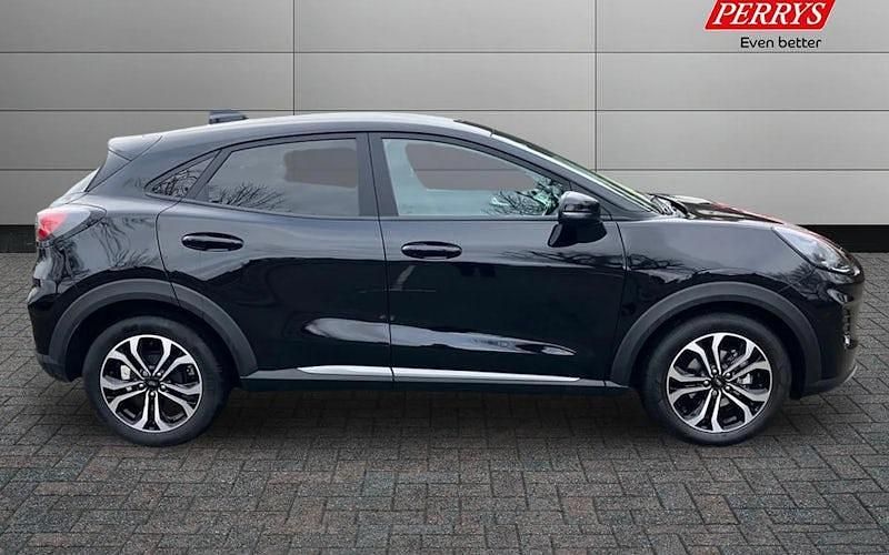 Used Ford Puma Titanium 125 HP (91 kW) 2025 Hatchback