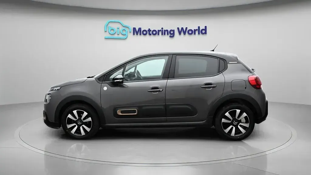 Używany Citroën C3 PureTech 83 KM (61 kW) 2023 Szary Hatchback