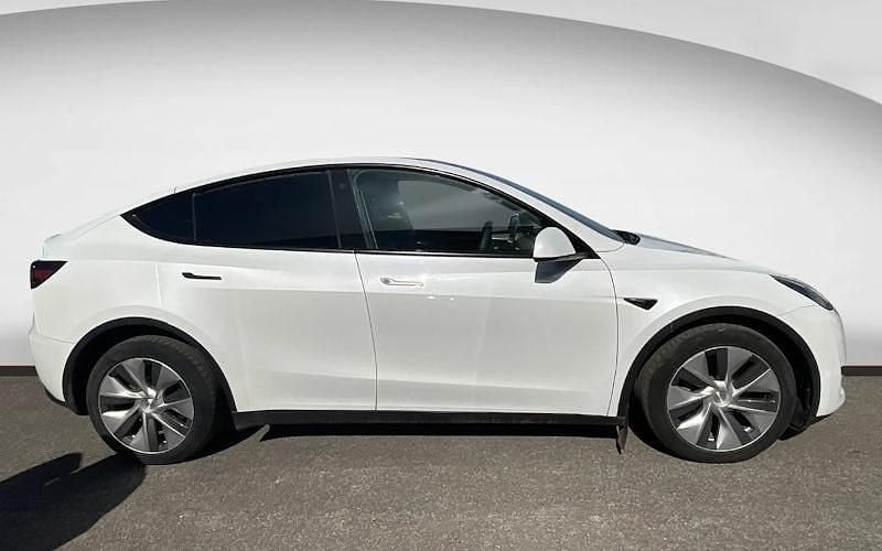 Used Tesla Model Y Long Range AWD 286 kW (389 HP) 2025 SUV