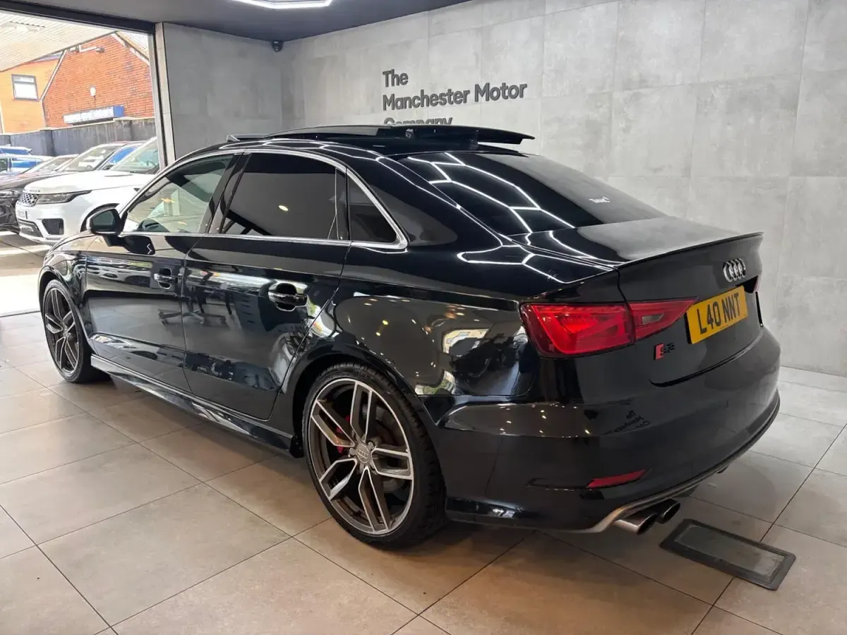 Used Audi A3 Advanced 310 HP (228 kW) 2015 Black Sedan