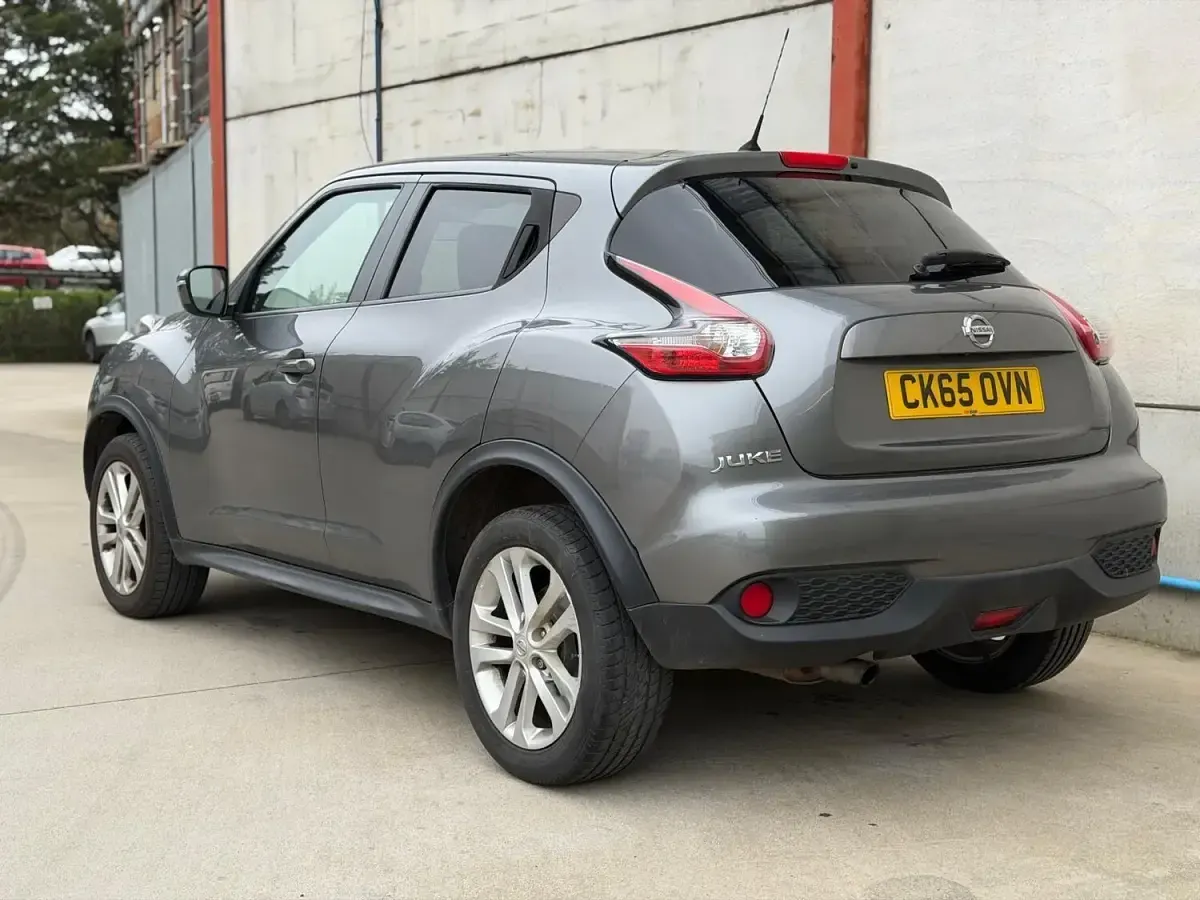 Used Nissan Juke Acenta Premium 115 HP (84 kW) 2015 Grey SUV