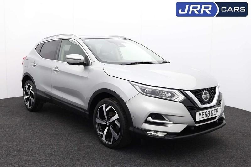 Used Nissan Qashqai Tekna 140 HP (102 kW) 2018 Silver SUV