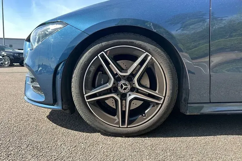 Used Mercedes CLA220 Executive 187 HP (137 kW) 2022 Denim blue Coupe
