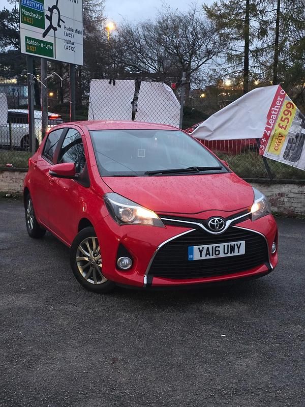 Red Used 2016 Toyota Yaris Hatchback | £4,995 (Super price) - Image 1/4