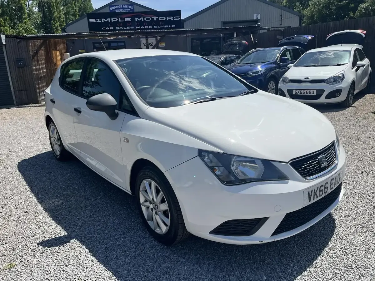 Used Seat Ibiza SOL 75 HP (55 kW) 2016 White Hatchback