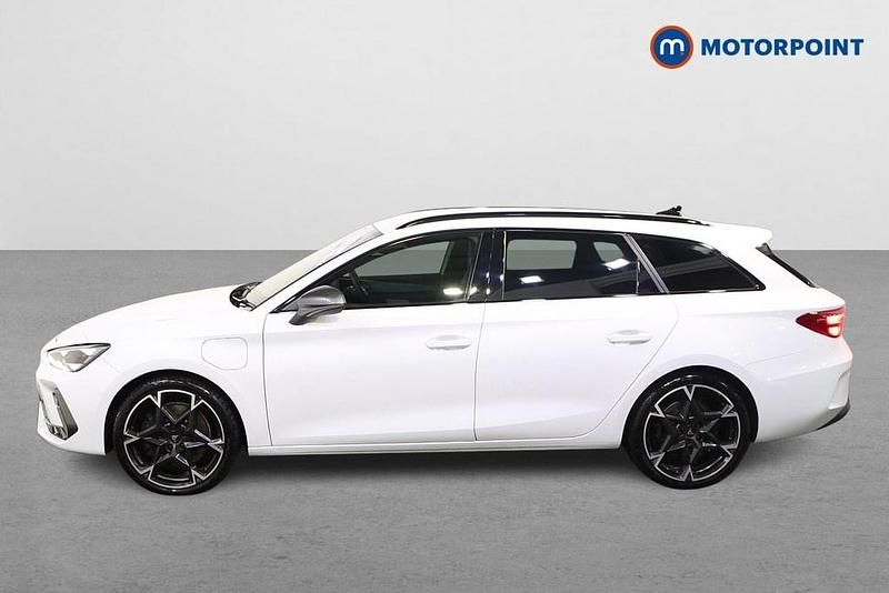 Used Cupra Leon VZ1 272 HP (200 kW) 2024 White Estate
