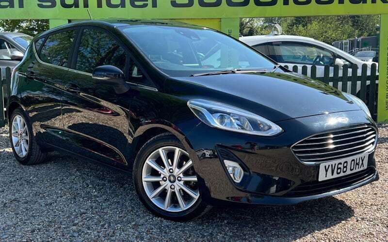 Black Used 2019 Ford Fiesta Titanium Hatchback | £6,950 (Fair price) - Image 1/4