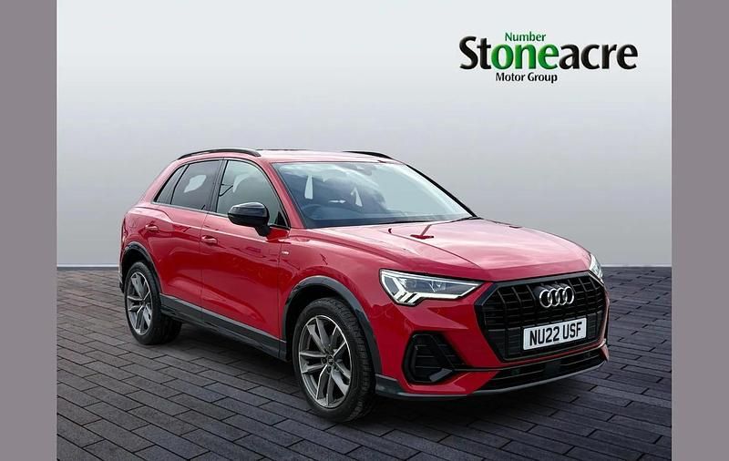 Used Audi Q3 Black Edition 150 HP (110 kW) 2022 Red SUV