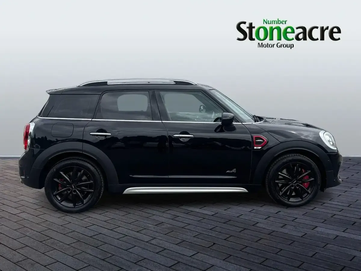 Used Mini John Cooper Works 306 HP (225 kW) 2019 Black Hatchback