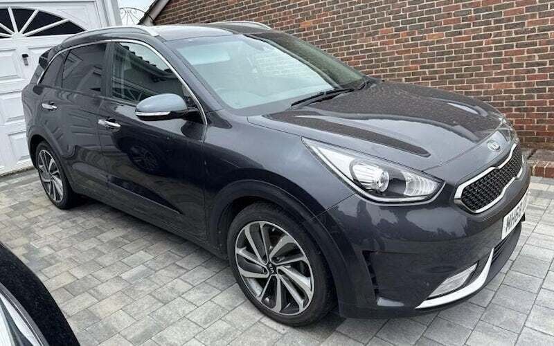 Grey Used 2018 Kia Niro 3 SUV | £11,880 (Fair price) - Image 1/4