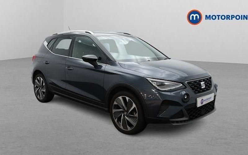 Used Seat Arona FR Sport 110 HP (80 kW) 2023 Grey SUV