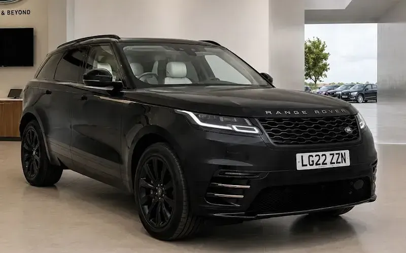 Second-hand Land Rover Range Rover Velar SE Dynamic 204 CP (150 kW) 2022 SUV