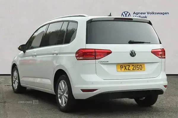Used VW Touran Family 150 HP (110 kW) 2021 White MPV