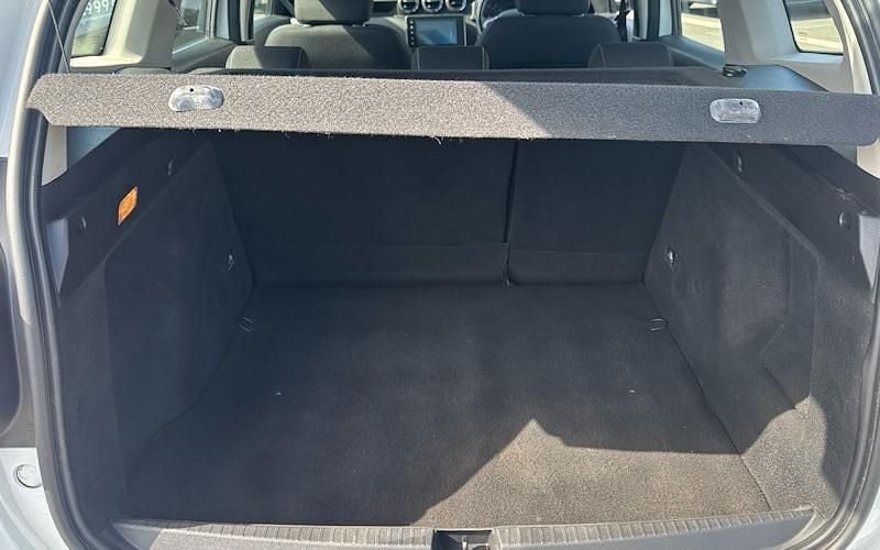 Used Dacia Duster Comfort 131 HP (96 kW) 2022 White SUV