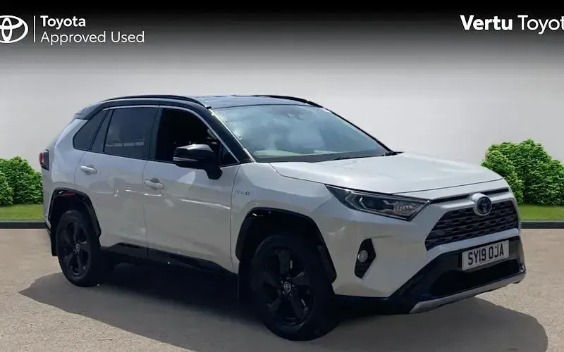 Used Toyota RAV4 Hybrid 218 HP (160 kW) 2019 SUV