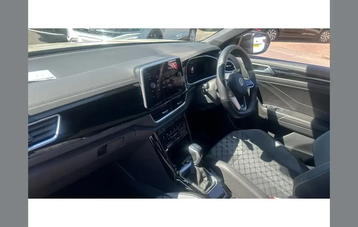 Used VW T-Roc R-line 150 HP (110 kW) 2023 Grey SUV
