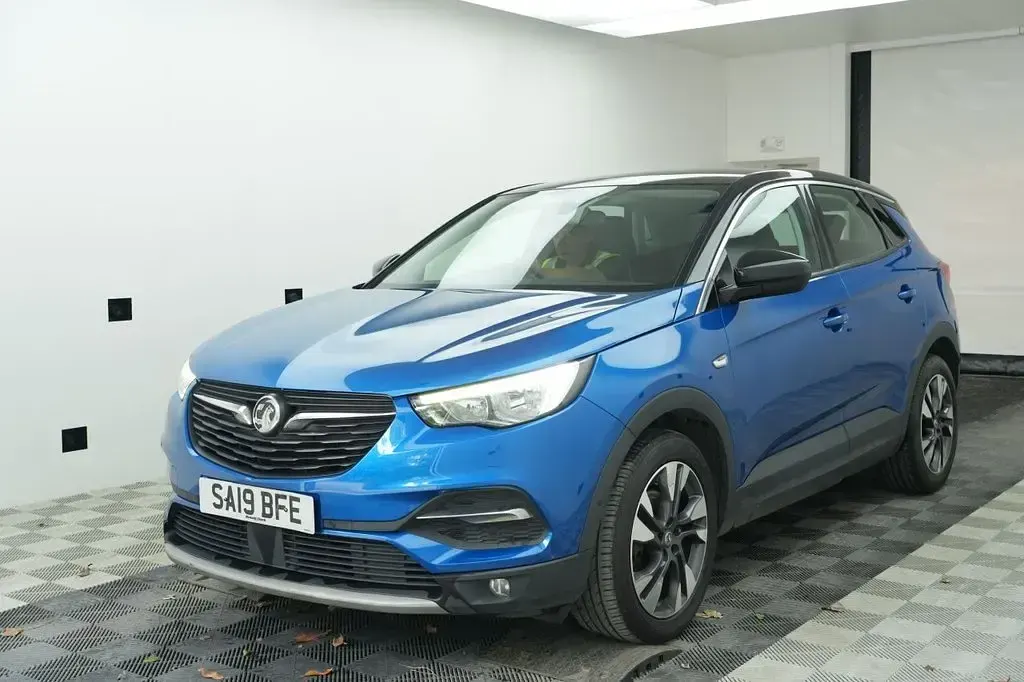 Used Vauxhall Grandland X Sport 130 HP (95 kW) 2019 Blue SUV