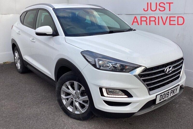 White Used 2019 Hyundai Tucson SE SUV | £11,490 (Super price) - Image 1/1