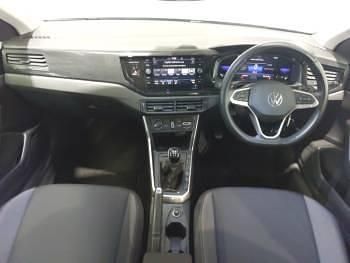 Used VW Taigo Life 95 HP (69 kW) 2023 Blue SUV