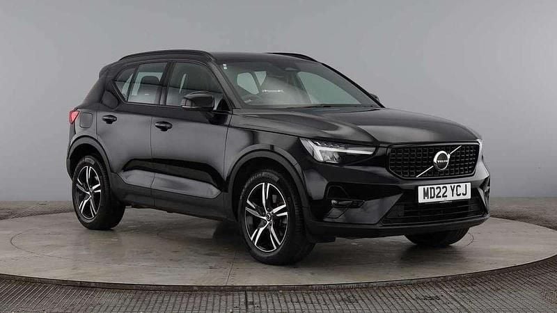 Onyx black Used 2022 Volvo XC40 Plus SUV | £27,995 (Fair price) - Image 1/4