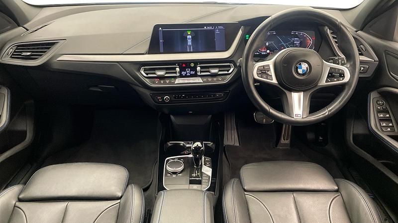 Used BMW 118 M Sport 134 HP (98 kW) 2021 Black Hatchback