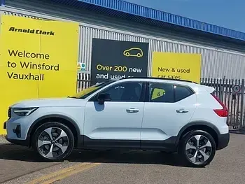 Used Volvo XC40 Plus 197 HP (144 kW) 2025 Blue SUV