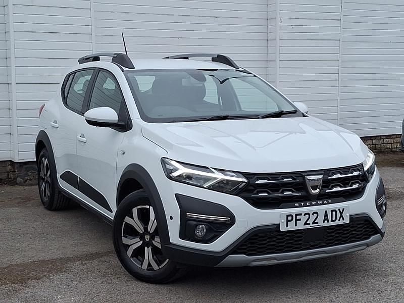 Used Dacia Sandero Prestige 91 HP (66 kW) 2022 White Hatchback