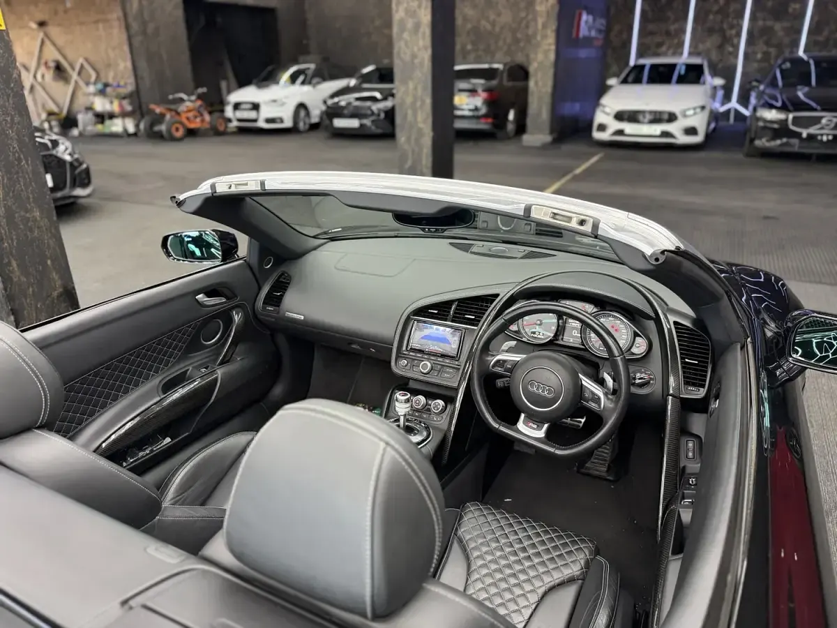 Used Audi R8 Spyder Advanced 430 HP (316 kW) 2013 Black Cabriolet