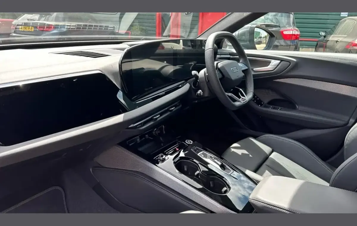 Used Audi A5 S-Line 200 HP (147 kW) 2025 Grey Estate