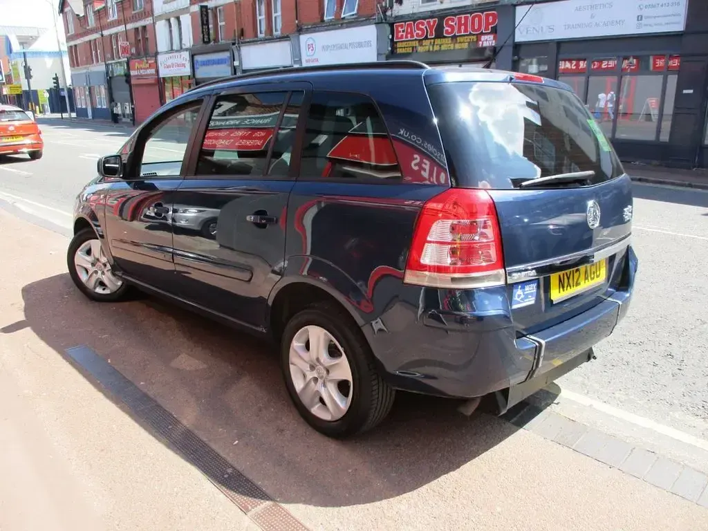 Used Vauxhall Zafira 140 HP (102 kW) 2012 Blue MPV