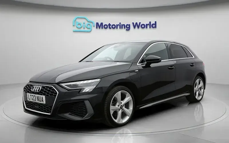 Used Audi A3 Sportback e-tron S-Line 204 HP (150 kW) 2025 Hatchback