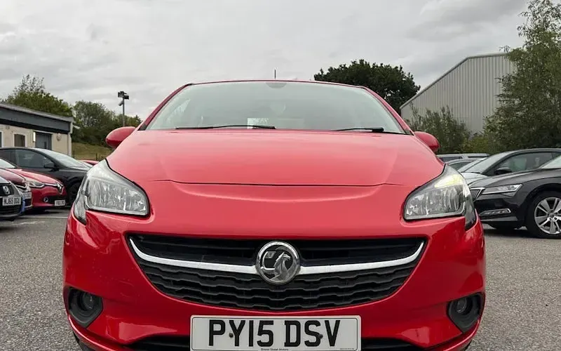 Used Vauxhall Corsa Excite 90 HP (66 kW) 2015 Red Hatchback
