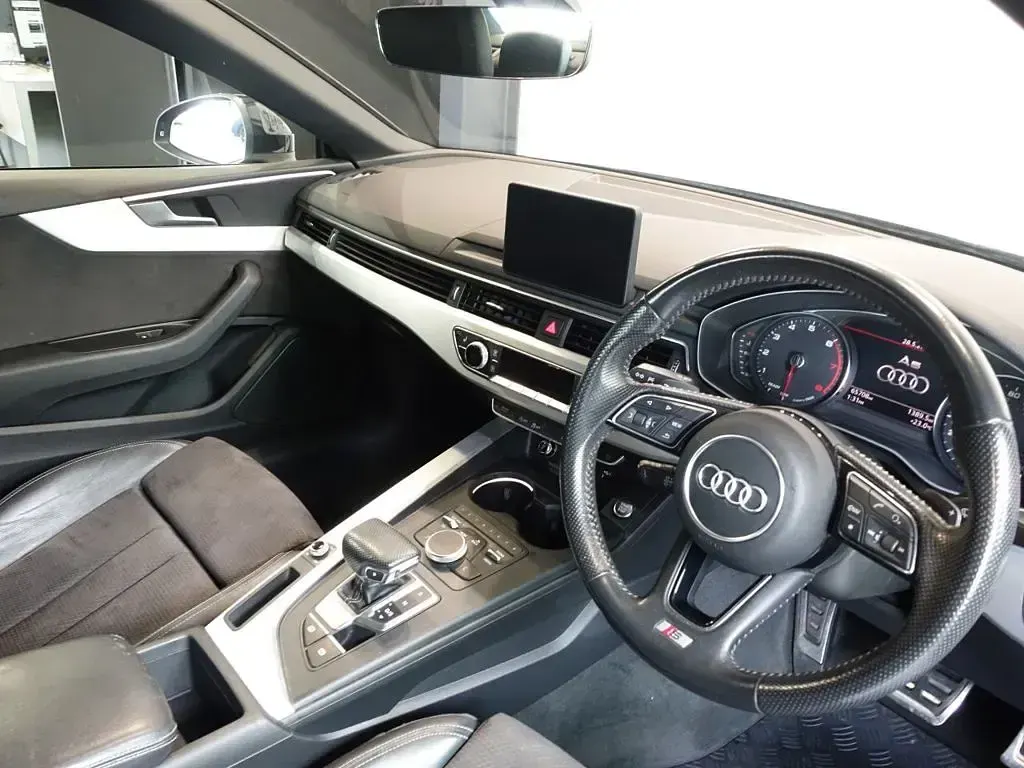 Used Audi A5 S-Line 150 HP (110 kW) 2018 Black Coupe