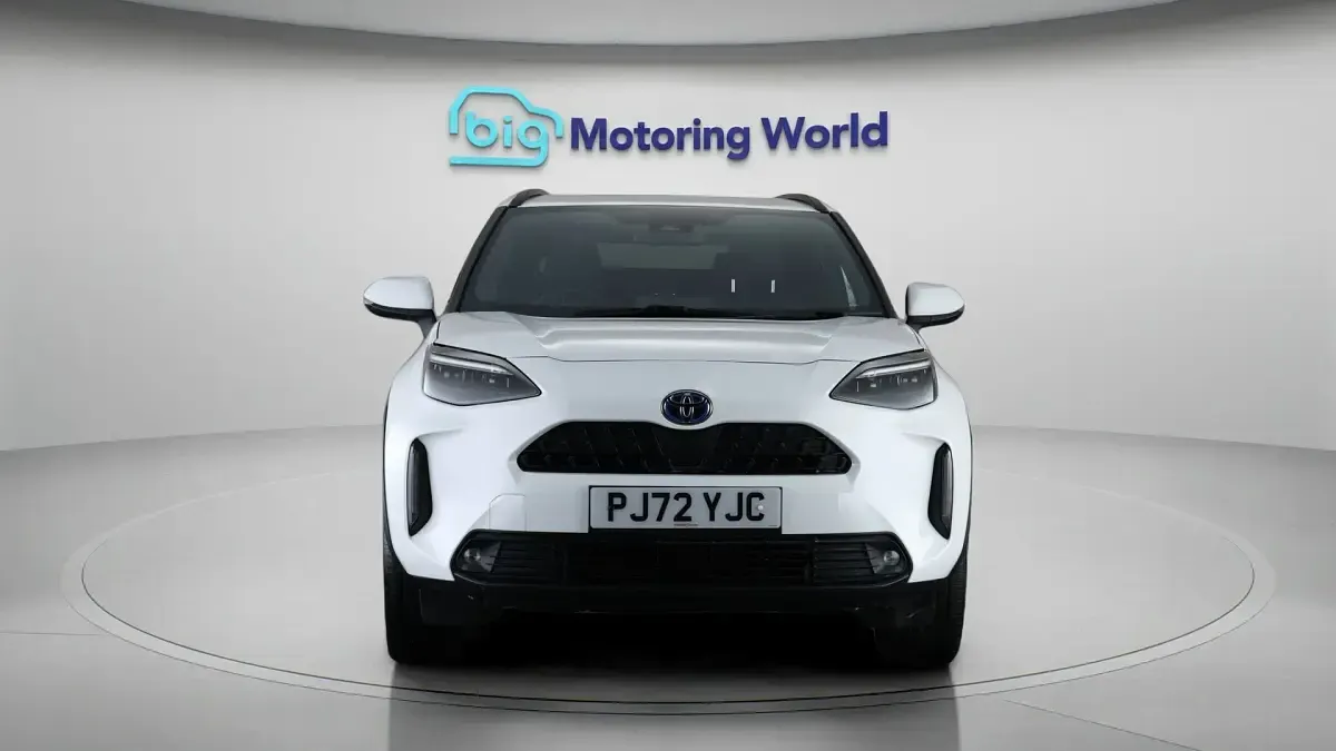 Used Toyota Yaris Design 114 HP (83 kW) 2022 Hatchback