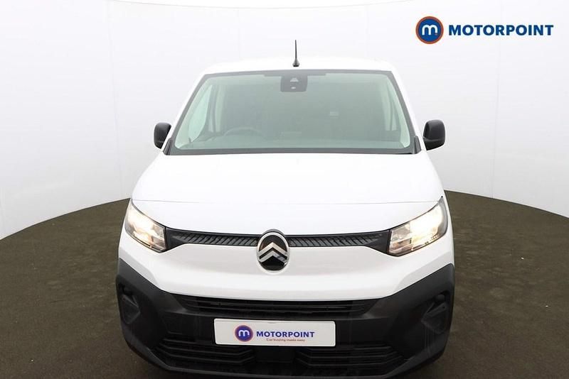 New Citroën Berlingo 100 HP (73 kW) 2026 White MPV