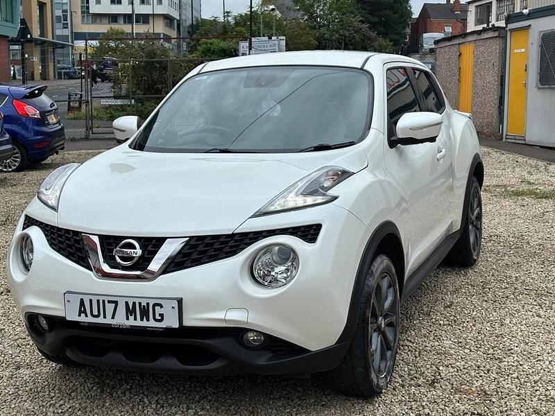 White Used 2017 Nissan Juke Tekna SUV | £6,022 (Fair price) - Image 1/4