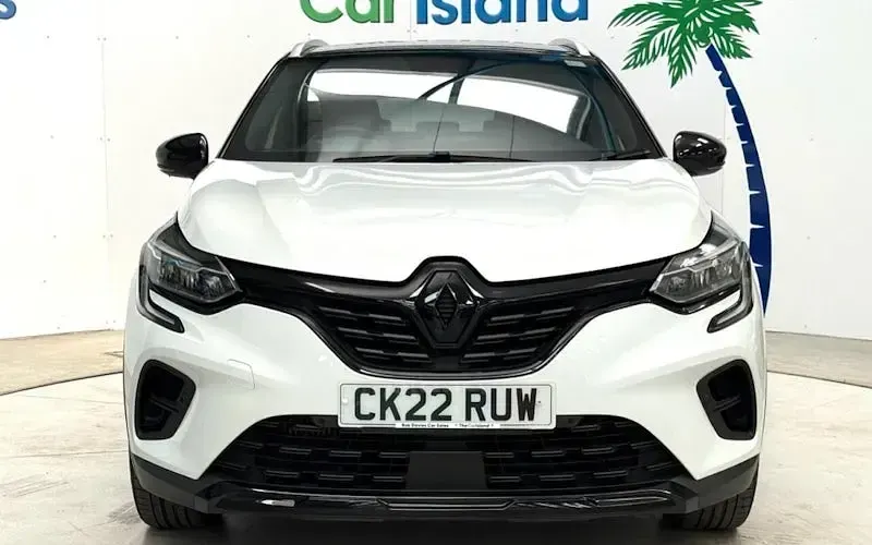 Used Renault Captur Rive Gauche 91 HP (66 kW) 2022 White SUV