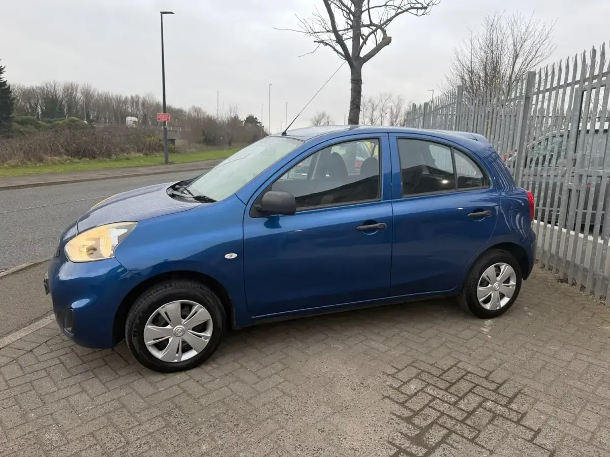 Używany Nissan Micra Visia 2015 Niebieski Hatchback