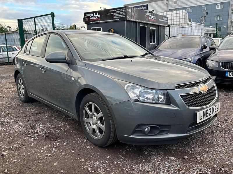 Grey Used 2012 Chevrolet Cruze LT Hatchback | £2,500 - Image 1/4